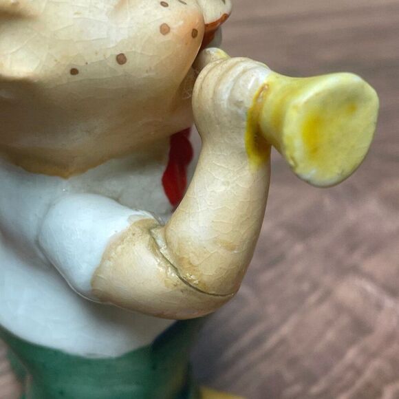 Kreiss & Company 'Happy New Year Salty & Peppy' Shaker Set - Picture 9 of 10